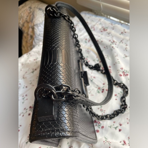 Aldo Chain purse - Picture 4 of 6